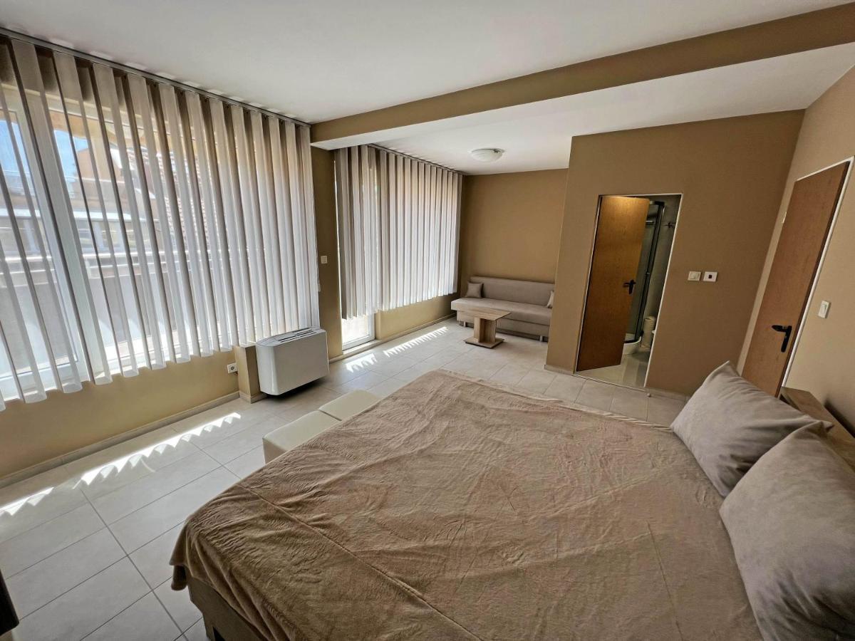 Valemar Apartments Pomorie Exterior foto