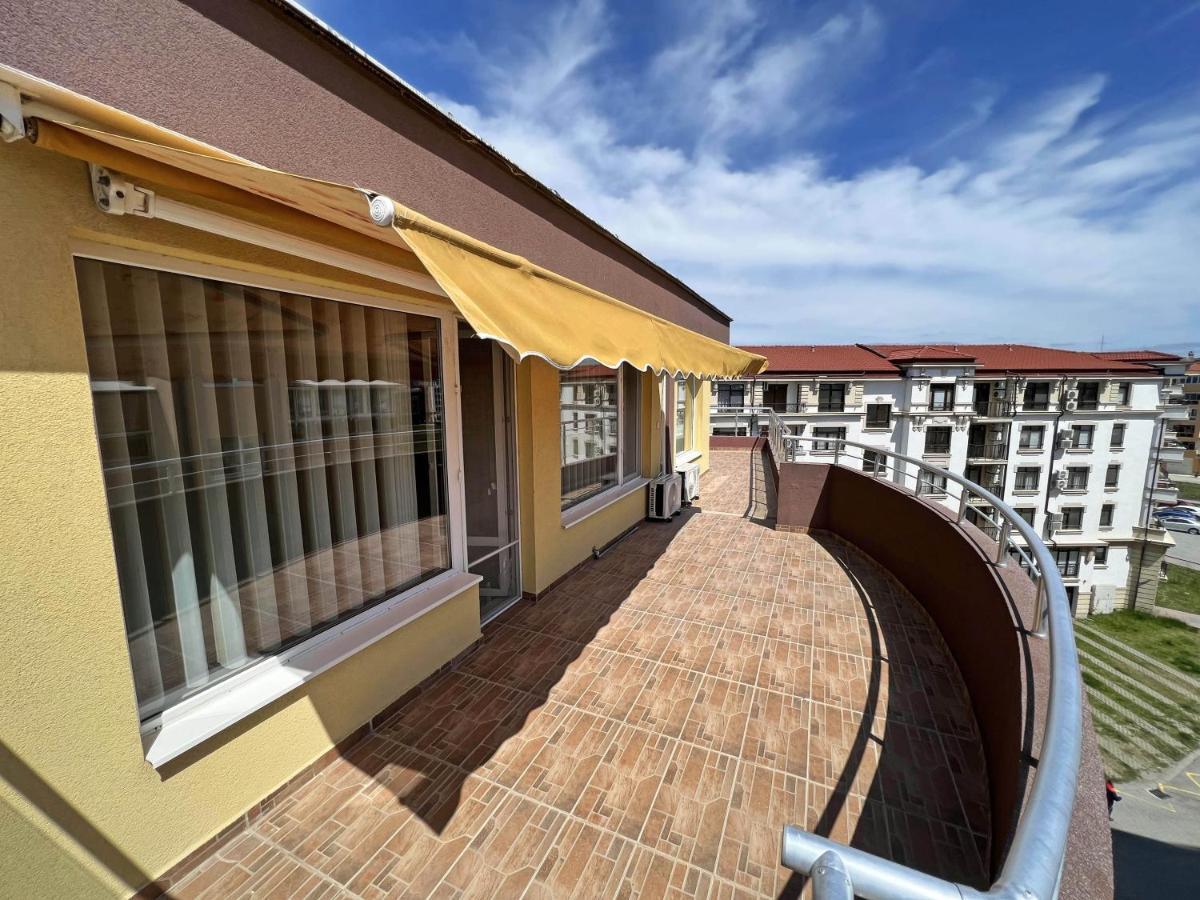 Valemar Apartments Pomorie Exterior foto