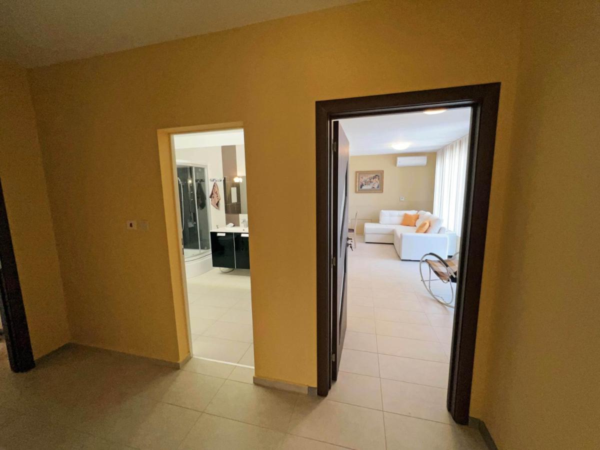 Valemar Apartments Pomorie Exterior foto