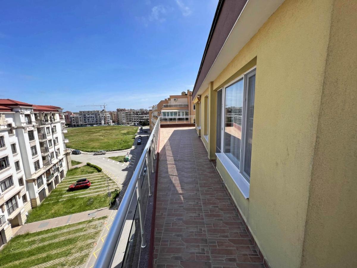 Valemar Apartments Pomorie Exterior foto