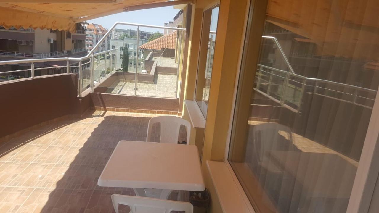Valemar Apartments Pomorie Exterior foto