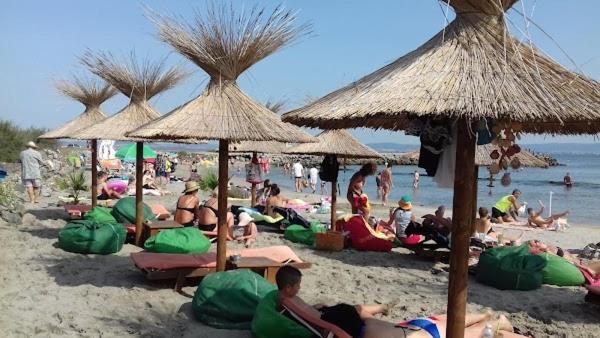 Valemar Apartments Pomorie Exterior foto