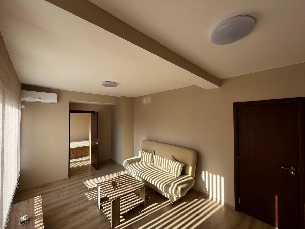 Valemar Apartments Pomorie Exterior foto